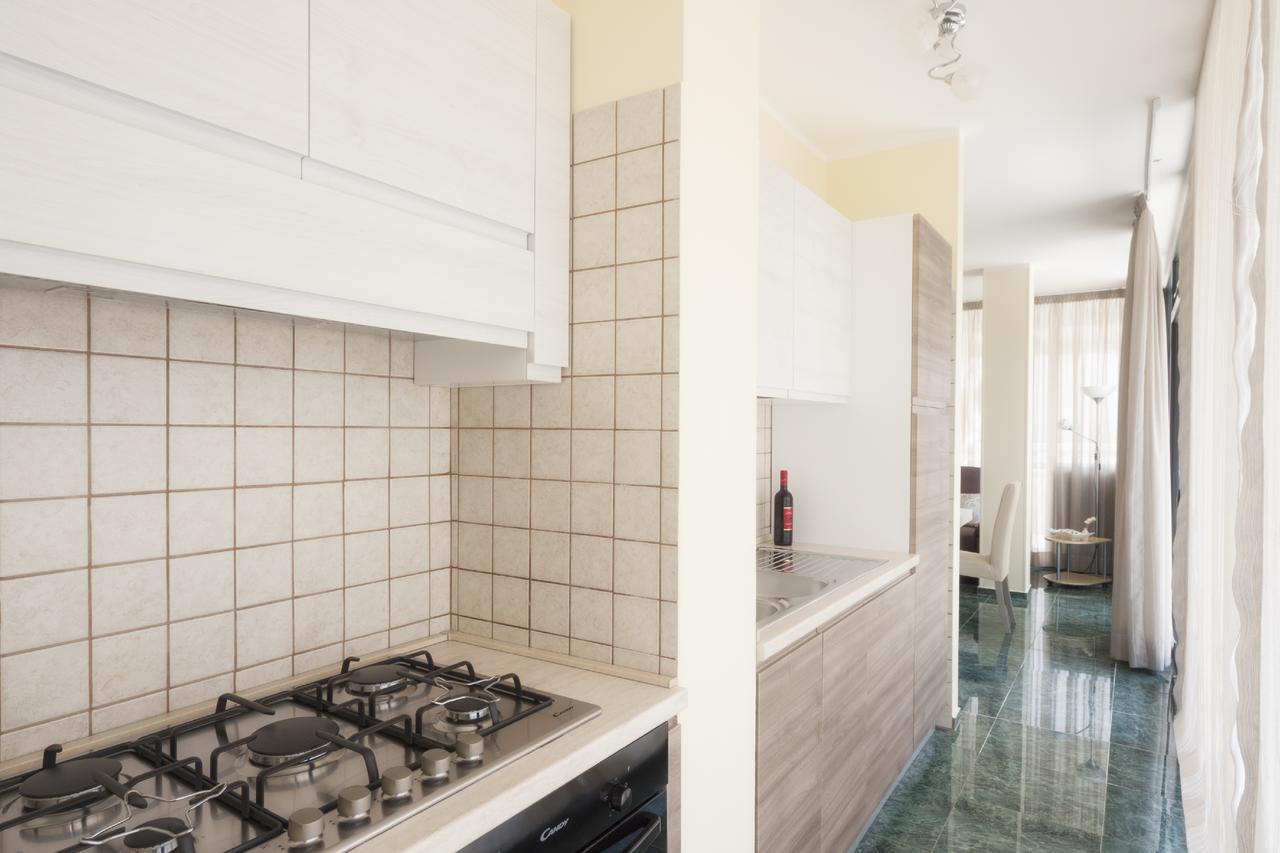 Attico Saker Apartment Racale Exterior foto